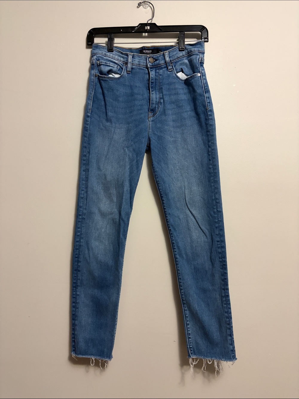 Hudson Jeans Holly Skinny in Medium Blue Size 27 Raw Ankle